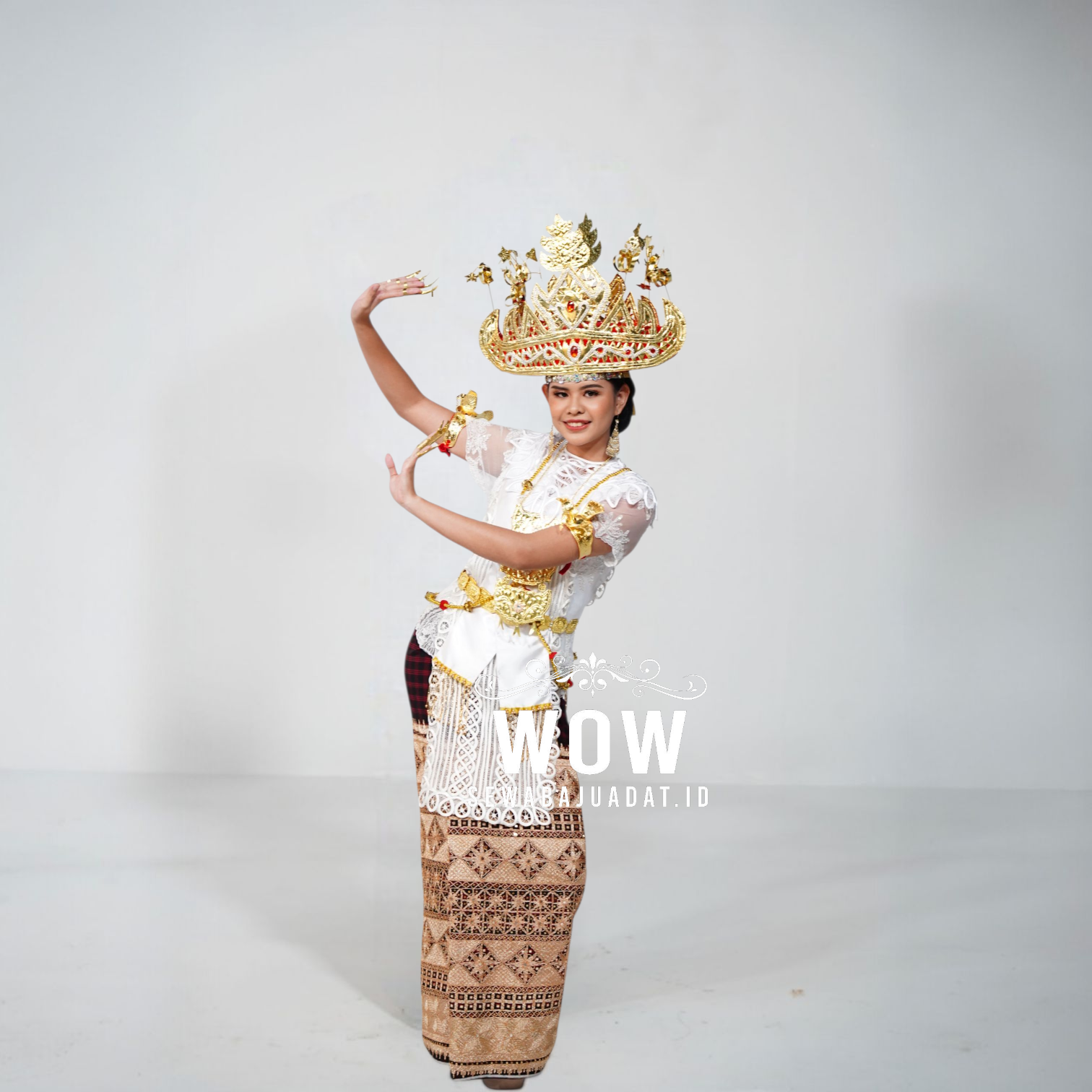 WOWGALLERY_BAJU_ADAT_LAMPUNG
