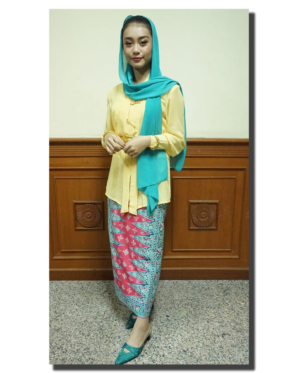 Koleksi Baju Adat Wanita