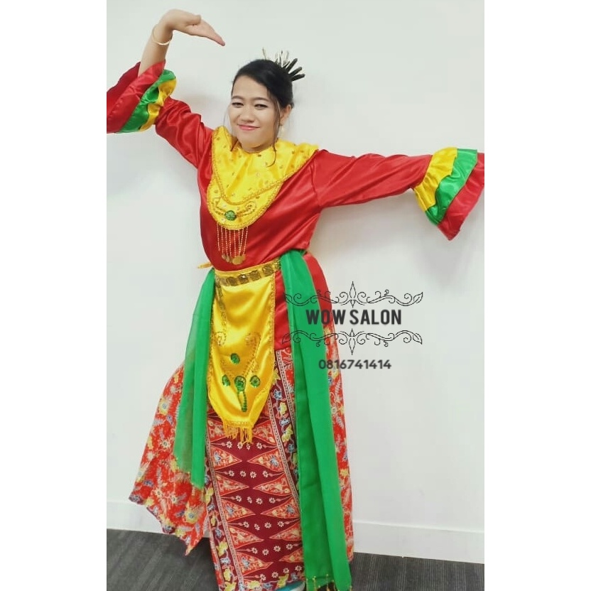 Koleksi Baju Adat Wanita